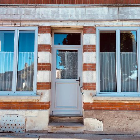 Superbe appartement à la croisée des 4 Châteaux Lignières-de-Touraine Exterior foto